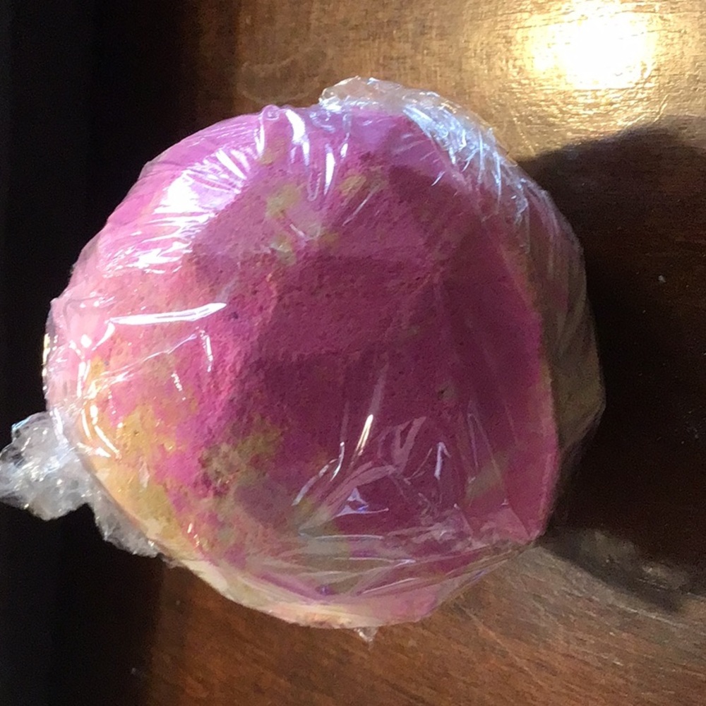Lush diamond dust bath bomb 6.7 oz new
